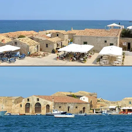 A Degli Oleandri Apartment *
