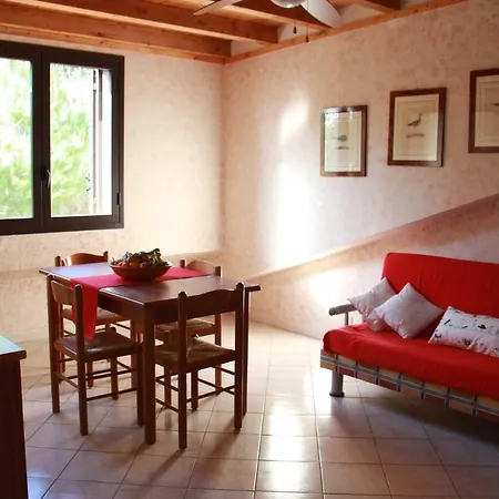A Degli Oleandri Apartment