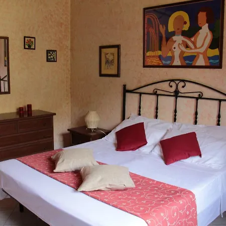A Degli Oleandri Apartment